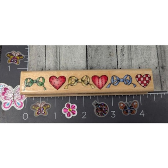 Hero Arts Other - Hero Arts Hearts and Bows Border F1379 Rubber Stamp Wood #K118